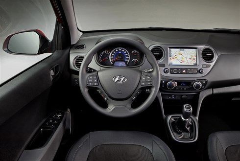 Hyundai i10 MY2017_002_2.jpg